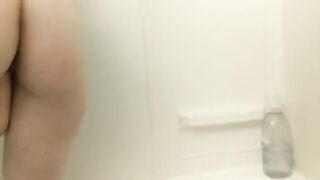 Eelet- Riding a Dildo and my Showerhead - Exclusive Emo Bathroom Fun