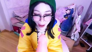 A cosplay girl from Valorant got horny after playing a game