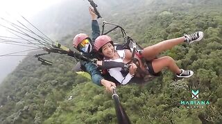 Colombian beauty Mariana Martix squirts while paragliding over the sea