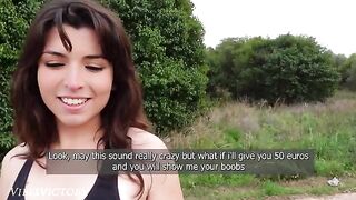 A pretty runner gets fucked right on the street
