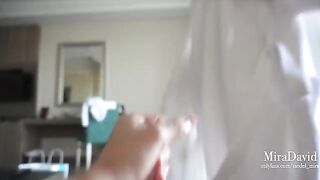 This girl knows how to relax on vacation. Handjob & hard fuck her pussy