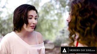 Casey Calvert and Arabelle Raphael share cock in a threesome