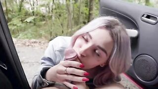 Stranger picked up this girl after flashing on the beach and they fucked doggystyle