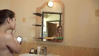 Hot mature with hairy pussy masturbates till orgasm early in the morning