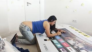 I fucked my stepmom through a hole in a box, she thought it was dad
