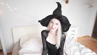 A guy came to the girl in a witch's costume and released cum