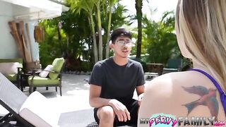 The stepsister got caught with a wet pussy and had to suck dick to keep him quiet