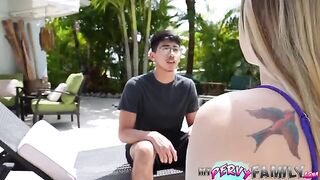 The stepsister got caught with a wet pussy and had to suck dick to keep him quiet