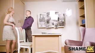 A hot mature woman is only satisfied with sex in her old age