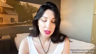 Hot MILF makes a deepthroat blowjob in this exclusive vid