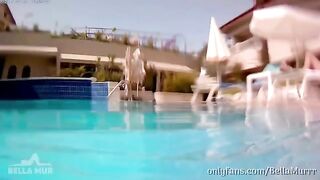 A girl on vacation gets fucked by a stranger and breaks her ass