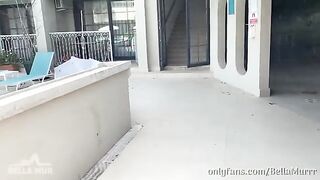 A girl on vacation gets fucked by a stranger and breaks her ass