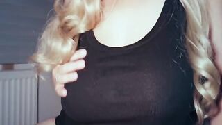 I love breast slapping and night sex, it's amazing!