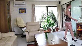 A horny maid got her first anal sex experience and squirted