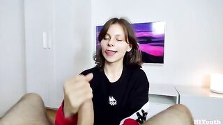 A cute girl agreed to have sex and get cum on her face – hiyouth