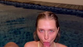 A California girl likes to have sex and swim