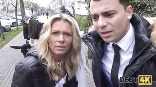 The collector has sex with a blonde in front of her future husband