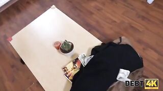 No money, no sex with a bad girl collector