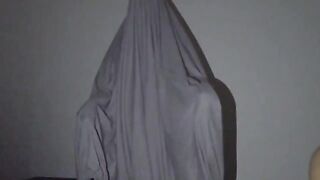 A real ghost scares me on my room and fucks me