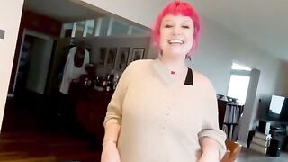 Proxy Paige gets her asshole gapped while cooking pasta