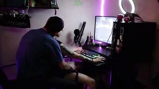 A beautiful gamer girl gets her pussy railed while playing Destiny 2, a hardcore scene