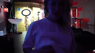 Kelly, a young and sexy amateur, shares her passion for sex in an intimate behind-the-scenes moment