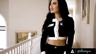 Bella Rolland cheats on her GF with her mistress Bunny Colby