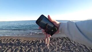 The guy promised to process the pictures, but the girl had sex again