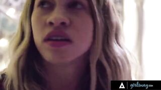 Popular teen Gia Derza cheers up bullied Khloe Kapri in the bathroom