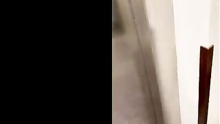 Amber Jayne gets her pussy railed by a huge dick