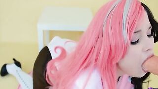 Neopoto, the Neapolitan RWBY, gets her pussy railed and her throat gapped