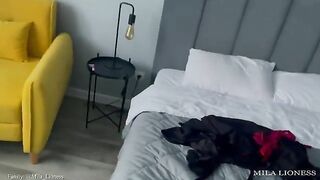 The model has a lot of experience and skills in bed