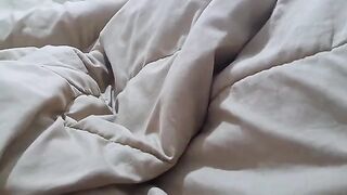 I share bed with round ass stepmom who fucks me hard