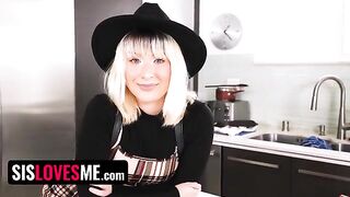 Step sister Jessie Saint gets her pussy filled with cum by her bro
