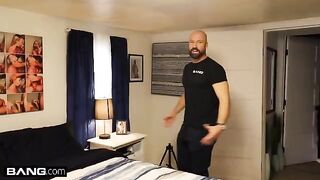 The busty blonde babe Bailey Brooke got her pussy stretched by Sean Lawless in a rough session