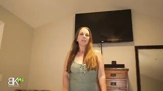 I’m sharing a bed with my hot stepmom, and she has an amazing big ass!