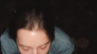 A stunning woman swallowed on the first date, proving her daring nature