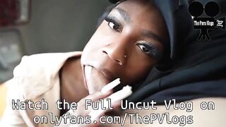 A babe met a guy and got fucked in his car immediately