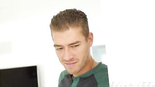 Jaye Summers cheats on her BF in a steamy kitchen session