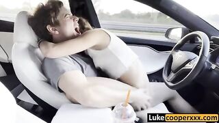 Babe fucked in her car on the way home