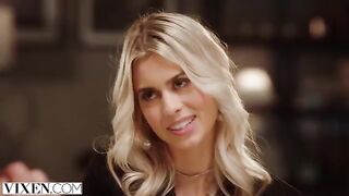 A guy is lucky to have the sexiest girlfriend ever, Jill