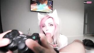 I played Genshin Impact while my girlfriend fucked me