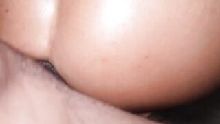 The queen of anal squirt is back in this gapping action
