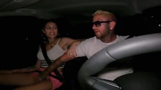 A pretty 18-year-old girl got a hard cock and was fucked in the car