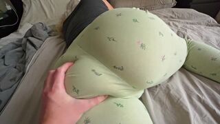 Sensual sex with a thick assed woman when her panties are on the side