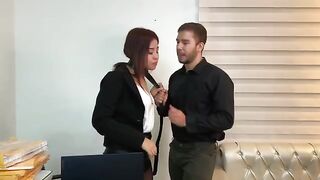 The cute secretary has sex with her handsome boss in the office