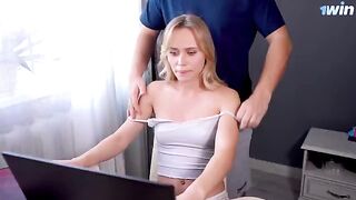 A streamer’s stepsister got a massage and ended up with a wet pussy, stuffed with cock