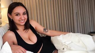 Accidental sex with a pretty girl in the hotel room