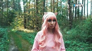 A forester's big dick helped a girl who got lost in the forest