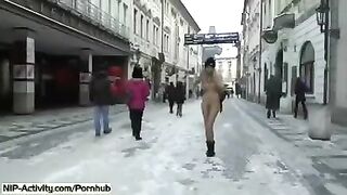A student with a beautiful body exposes her boobs and ass on the street